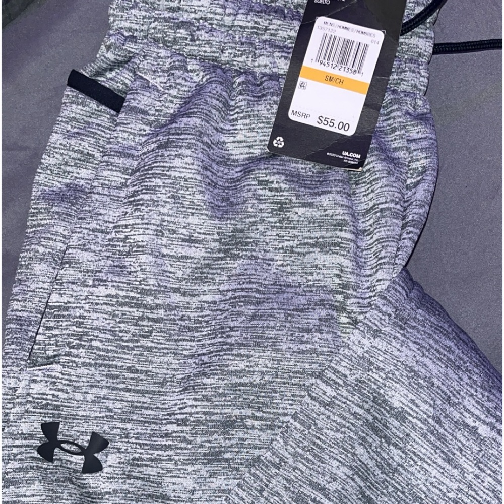 Men’s small sweats (fit loosely for me - female 5’7 145 lb)